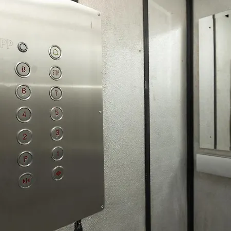 Fountain Bloom Daire Bükreş