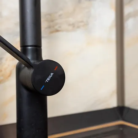 Apartament Fountain Bloom *