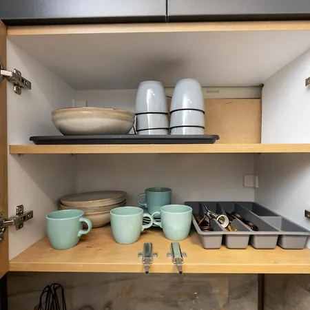 Apartment Fountain Bloom *