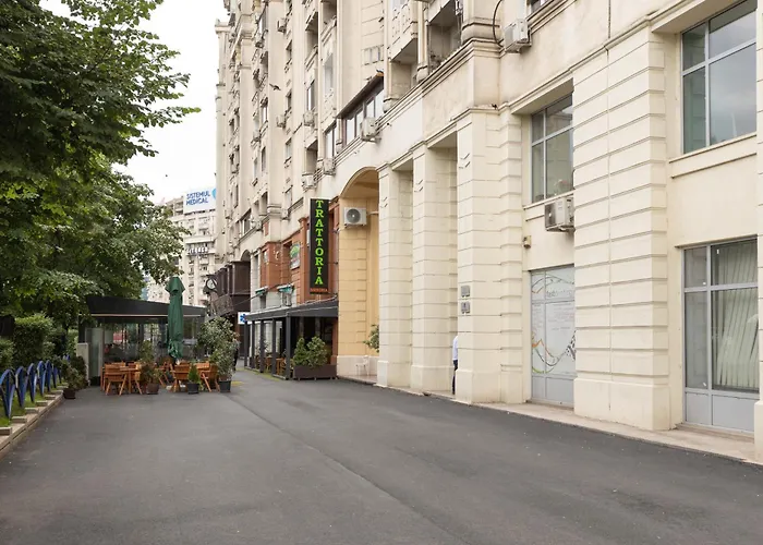 Fountain Bloom 公寓 *